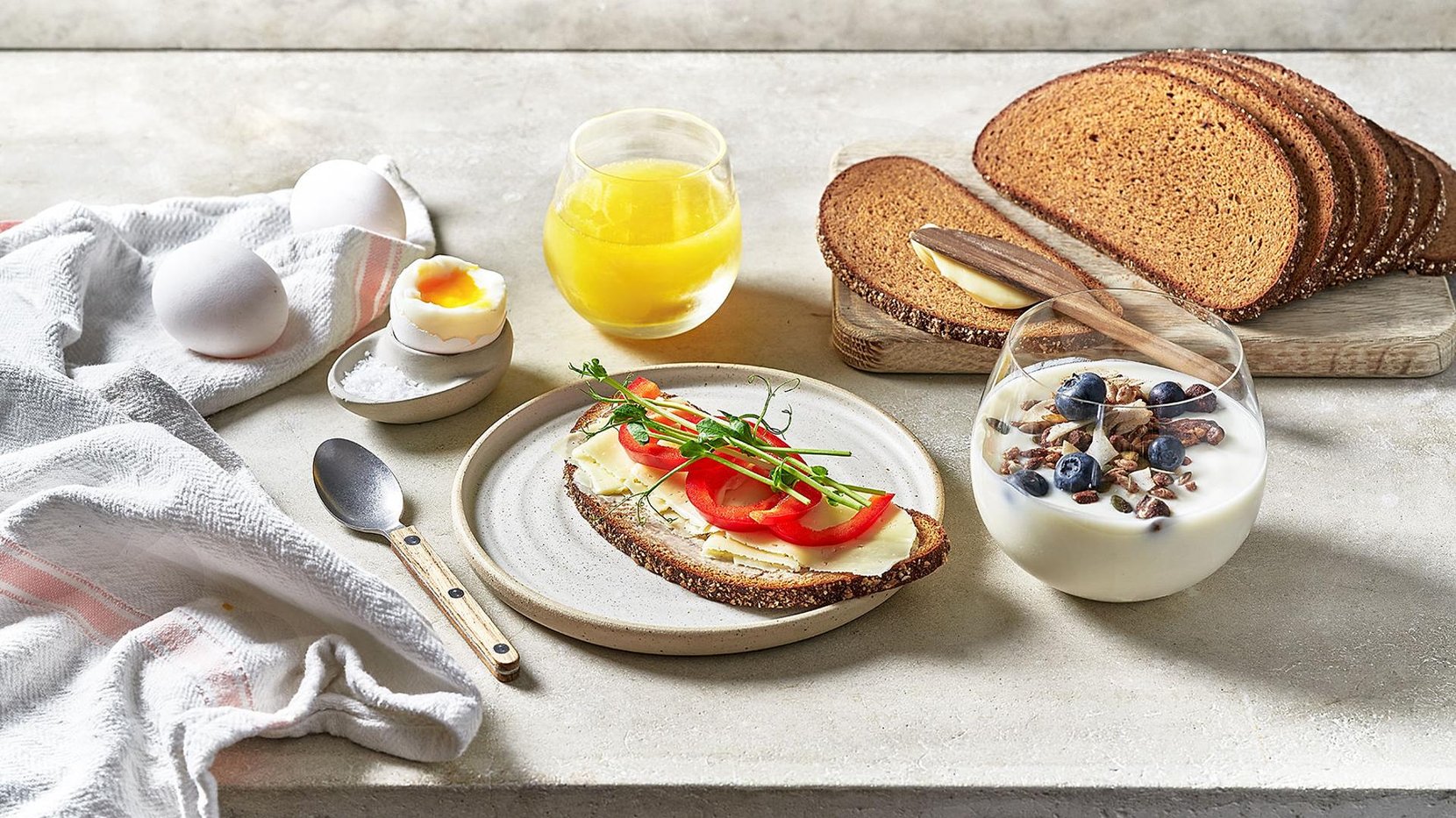 LingonGrova frokost