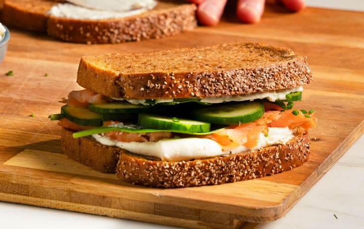 Laksesmørbrød med energi - Oppskrifter | Pågen